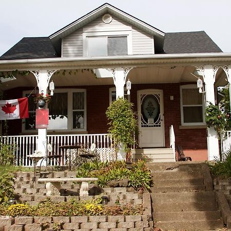 Glen Mhor Bed And Breakfast Niagarawatervallen Buitenkant foto