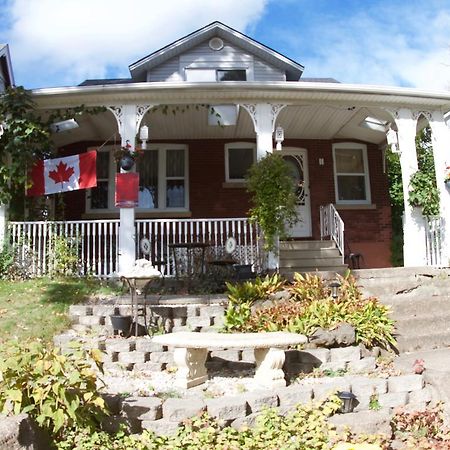 Glen Mhor Bed And Breakfast Niagarawatervallen Buitenkant foto