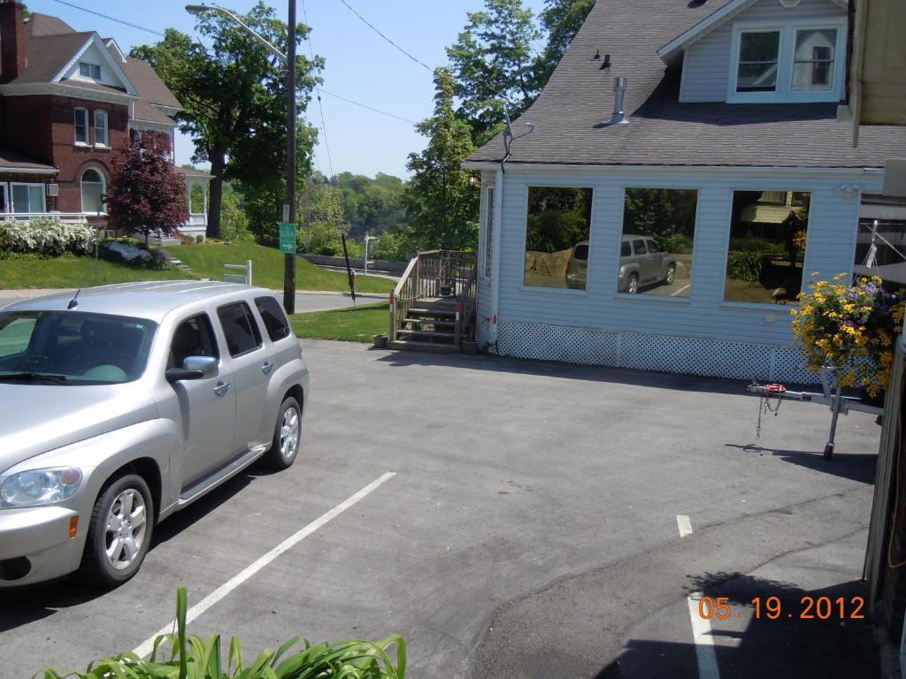 Glen Mhor Bed And Breakfast Niagarawatervallen Buitenkant foto
