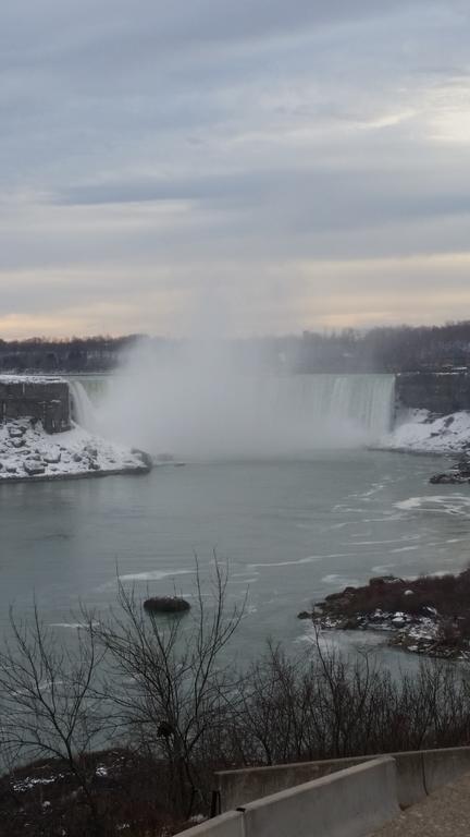 Glen Mhor Bed And Breakfast Niagarawatervallen Buitenkant foto