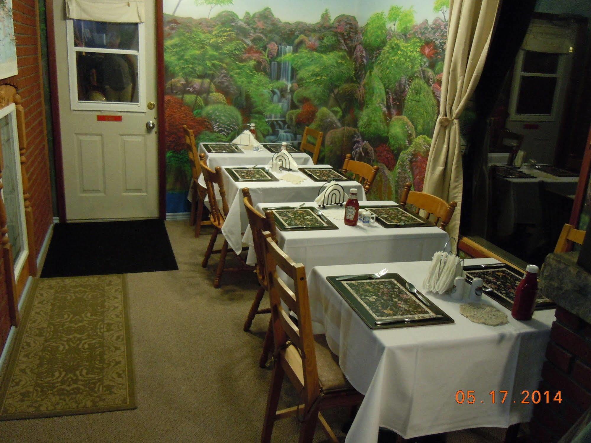 Glen Mhor Bed And Breakfast Niagarawatervallen Buitenkant foto